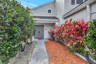 21391 Millbrook Ct, Boca Raton, FL 33498 - Photo 12