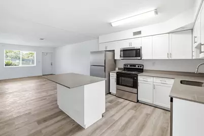 1880 SE 3rd Street #1880, Pompano Beach, FL 33060 - Photo 8