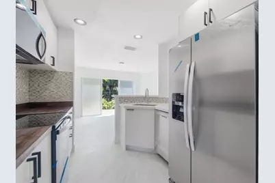 2824 NW 99th Terrace, Sunrise, FL 33322 - Photo 10