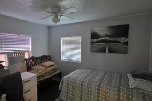 1019 NW 2nd St, Okeechobee, FL 34972 - Photo 12