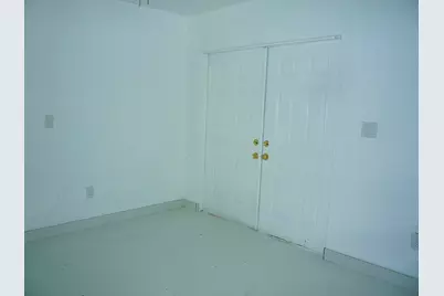 2162 NW 28th Street, Oakland Park, FL 33311 - Photo 16
