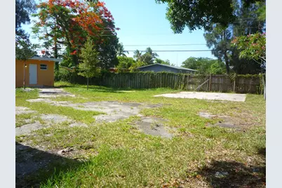 2162 NW 28th Street, Oakland Park, FL 33311 - Photo 20