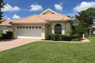 557 SW New Castle Cove, Port Saint Lucie, FL 34986 - Photo 1