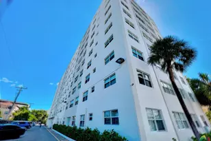 2555 NE 11th St, Fort Lauderdale, FL 33304 - Photo 30