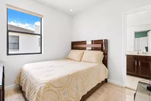 20682 NE 2nd Ct, Miami, FL 33179 - Photo 12