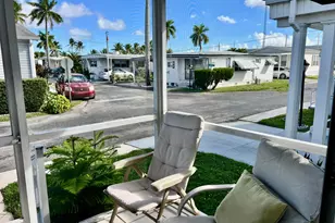 1552 S 33rd Rd, Hollywood, FL 33021 - Photo 2