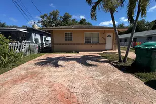 240 NW 56th St, Miami, FL 33127 - Photo 2