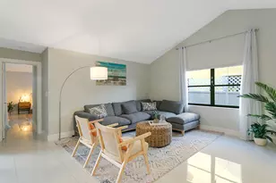 231 SE 8th St, Dania Beach, FL 33004 - Photo 14