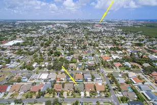 231 SE 8th St, Dania Beach, FL 33004 - Photo 30