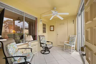 336 Pine Ridge Cir, Greenacres, FL 33463 - Photo 20