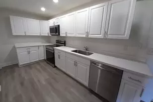 1862 SW Burlington Street SW, Port Saint Lucie, FL 34984 - Photo 8