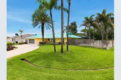 1781 SE Fallon Drive, Port Saint Lucie, FL 34983 - Photo 4