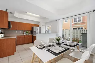 2154 Siena Way, Hollywood, FL 33021 - Photo 10