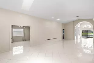 9763 Harbour Lake Circle S, Boynton Beach, FL 33437 - Photo 10