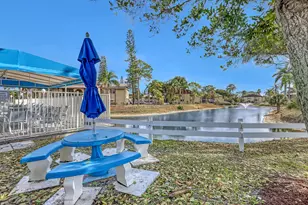 339 Pine Ridge Cir, Greenacres, FL 33463 - Photo 40