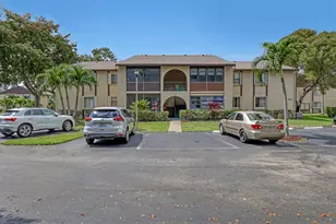 339 Pine Ridge Cir, Greenacres, FL 33463 - Photo 54