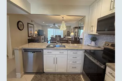 32 Abbey Lane #207, Delray Beach, FL 33446 - Photo 4