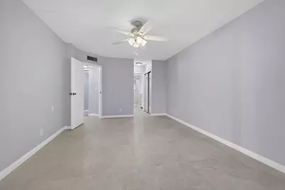 3590 Via Poinciana #202, Lake Worth, FL 33467 - Photo 38