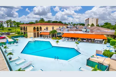 3590 Via Poinciana #202, Lake Worth, FL 33467 - Photo 46