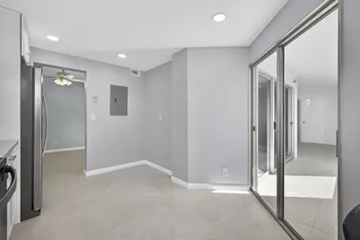 3590 Via Poinciana #202, Lake Worth, FL 33467 - Photo 28