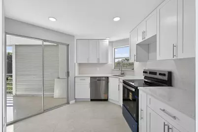 3590 Via Poinciana #202, Lake Worth, FL 33467 - Photo 24