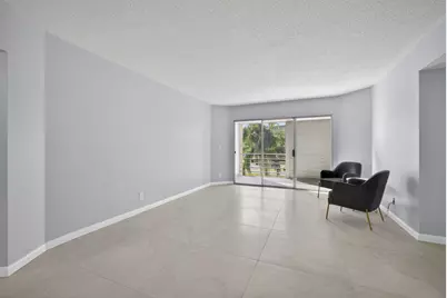 3590 Via Poinciana #202, Lake Worth, FL 33467 - Photo 18