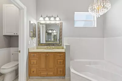 2570 SE 4th Place, Homestead, FL 33033 - Photo 38