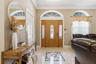 2570 SE 4th Pl, Homestead, FL 33033 - Photo 6