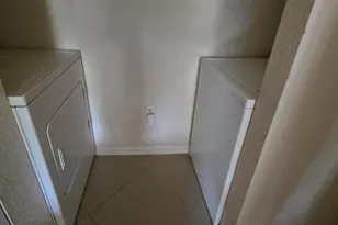 2505 Belmont Ln, North Lauderdale, FL 33068 - Photo 6