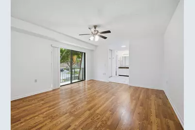 2213 22nd Lane, Palm Beach Gardens, FL 33418 - Photo 4