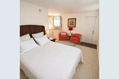 1243 NE 12th Avenue #A-b, Fort Lauderdale, FL 33304 - Photo 8