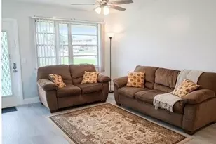 25 Upminster B, Deerfield Beach, FL 33442 - Photo 2