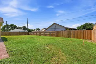 1202 SW Jacqueline Ave, Port Saint Lucie, FL 34953 - Photo 32