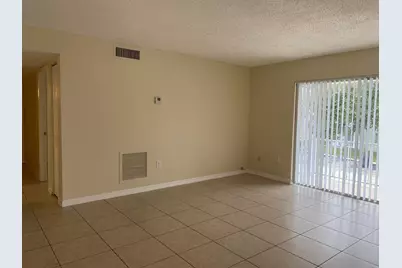 405 Executive Center Drive #208, West Palm Beach, FL 33401 - Photo 8