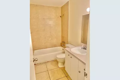405 Executive Center Drive #208, West Palm Beach, FL 33401 - Photo 14