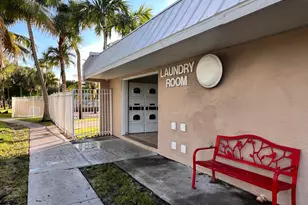 405 Executive Center Dr, West Palm Beach, FL 33401 - Photo 30