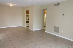 405 Executive Center Dr, West Palm Beach, FL 33401 - Photo 4
