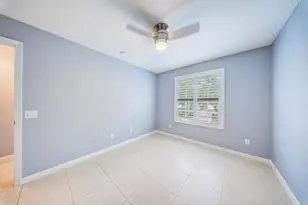 11436 Blue Violet Ln, Royal Palm Beach, FL 33411 - Photo 32