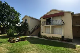143 Waterside Dr, Hypoluxo, FL 33462 - Photo 1