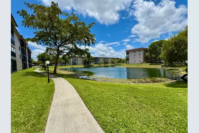 4930 E Sabal Palm Boulevard #107, Tamarac, FL 33319 - Photo 16