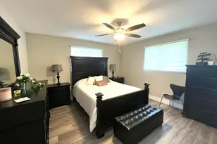 625 W Tropical Way, Plantation, FL 33317 - Photo 6