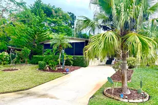 8011 SE Homestead Ave, Hobe Sound, FL 33455 - Photo 2