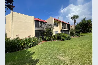 2050 Oleander Boulevard #4-206, Fort Pierce, FL 34950 - Photo 4