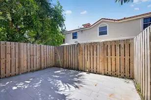 946 Summit Lake Dr, West Palm Beach, FL 33406 - Photo 30