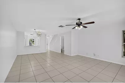 946 Summit Lake Drive, West Palm Beach, FL 33406 - Photo 10