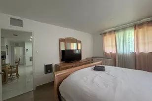 210 NE 5th Ave, Dania Beach, FL 33004 - Photo 14