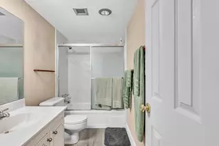 1350 River Reach Dr, Fort Lauderdale, FL 33315 - Photo 24