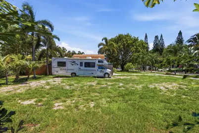 000 Morrison Avenue, Lake Worth, FL 33463 - Photo 20