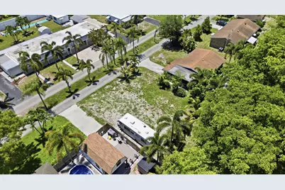 000 Morrison Avenue, Lake Worth, FL 33463 - Photo 10
