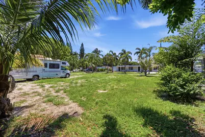 000 Morrison Avenue, Lake Worth, FL 33463 - Photo 16